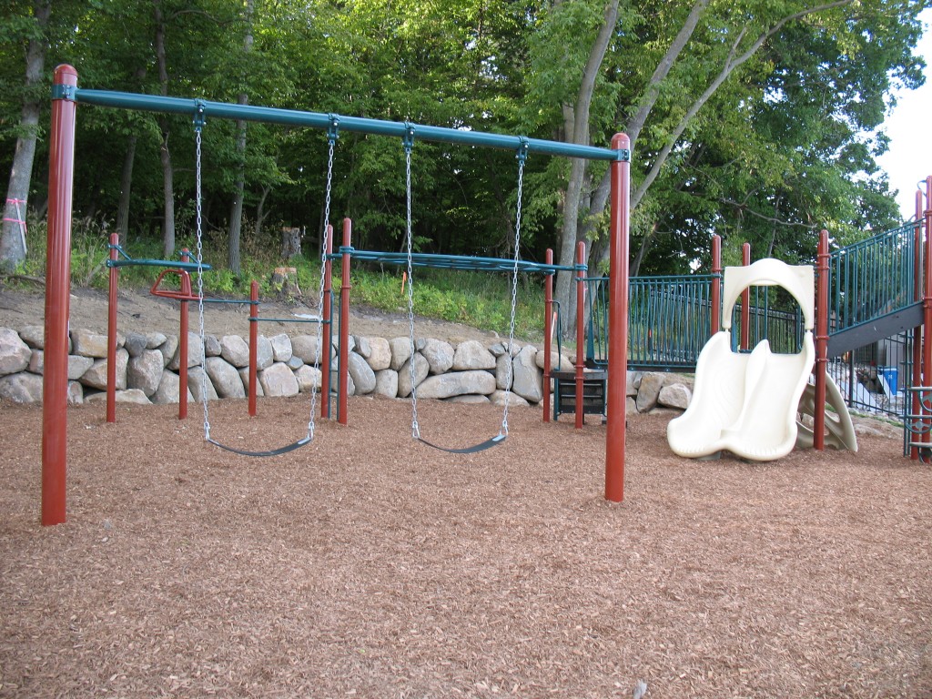 Playground at Spring Meadows of Plymouth Minnesota, new playground ready for play in Plymouth Minnesota, new playground opens in Wayzata school district