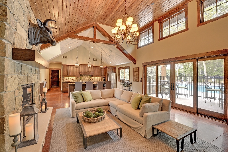 clubhouse at Taylor Creek of Plymouth, new homes for sale in Plymouth Minnesota, private clubhouse and pool in Twin Cities
